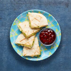 A toasted sourdough pitta oozing with melty cheddar cheese, garlic, spring onions and a hint of PERi-PERi. Served with our red pepper chutney on the side.